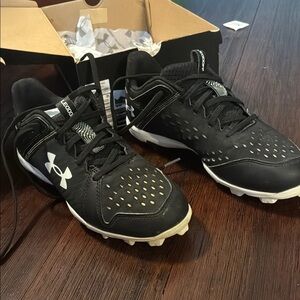 Under Armour Black and White baseball cleats